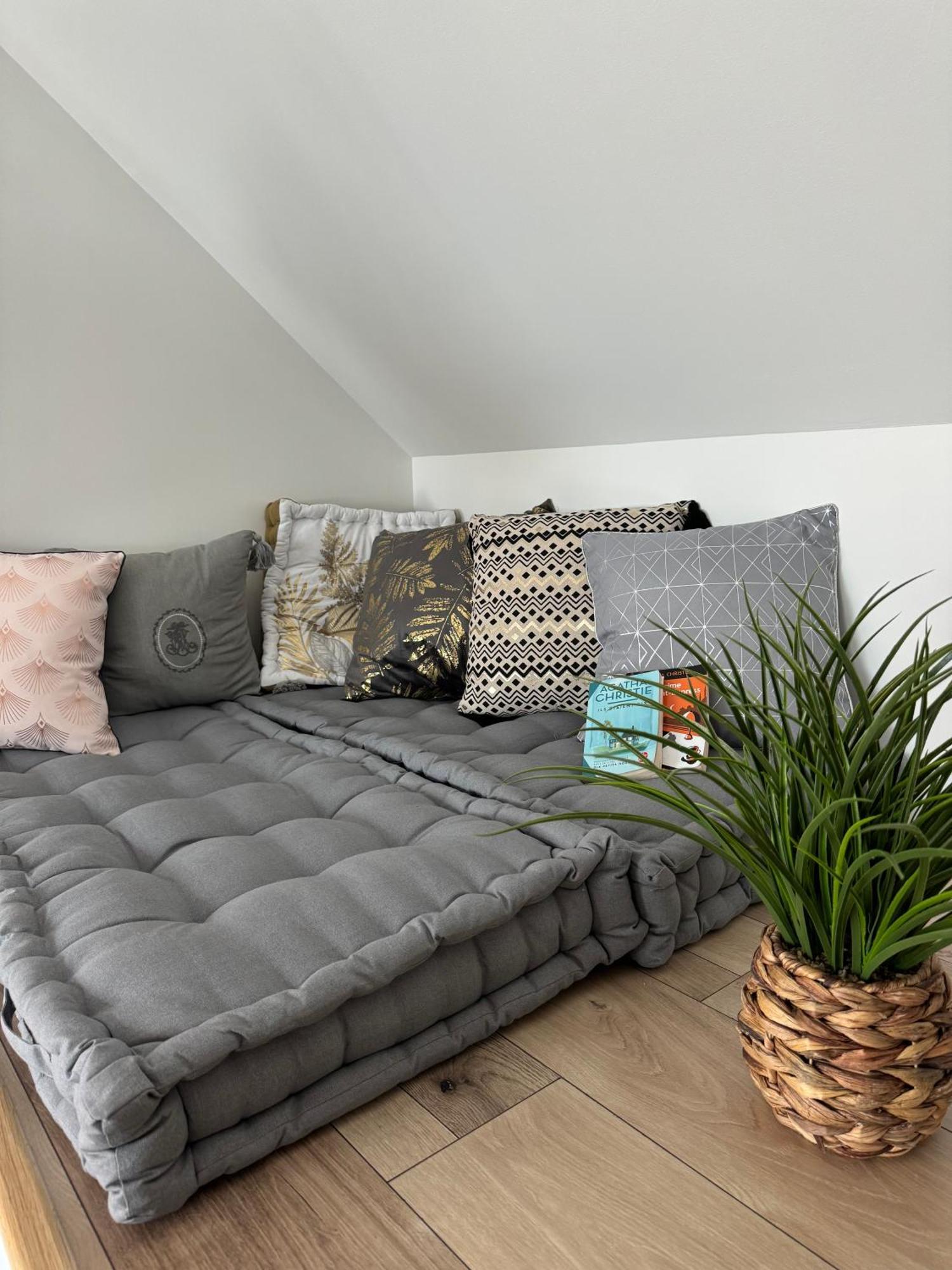 Magnifique Appartement Vue Lac - 5 Personnes Voglans Dış mekan fotoğraf
