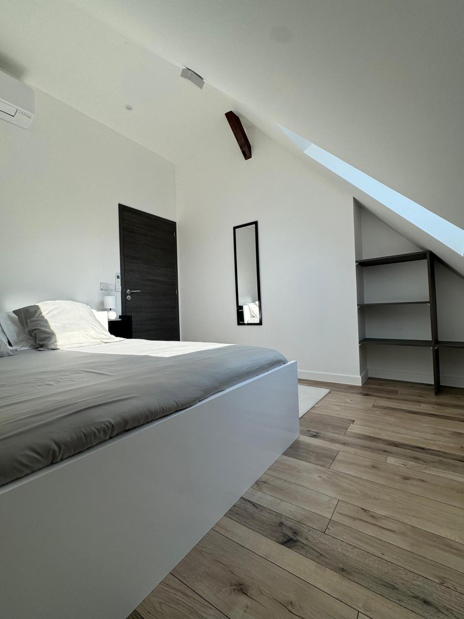 Magnifique Appartement Vue Lac - 5 Personnes Voglans Dış mekan fotoğraf