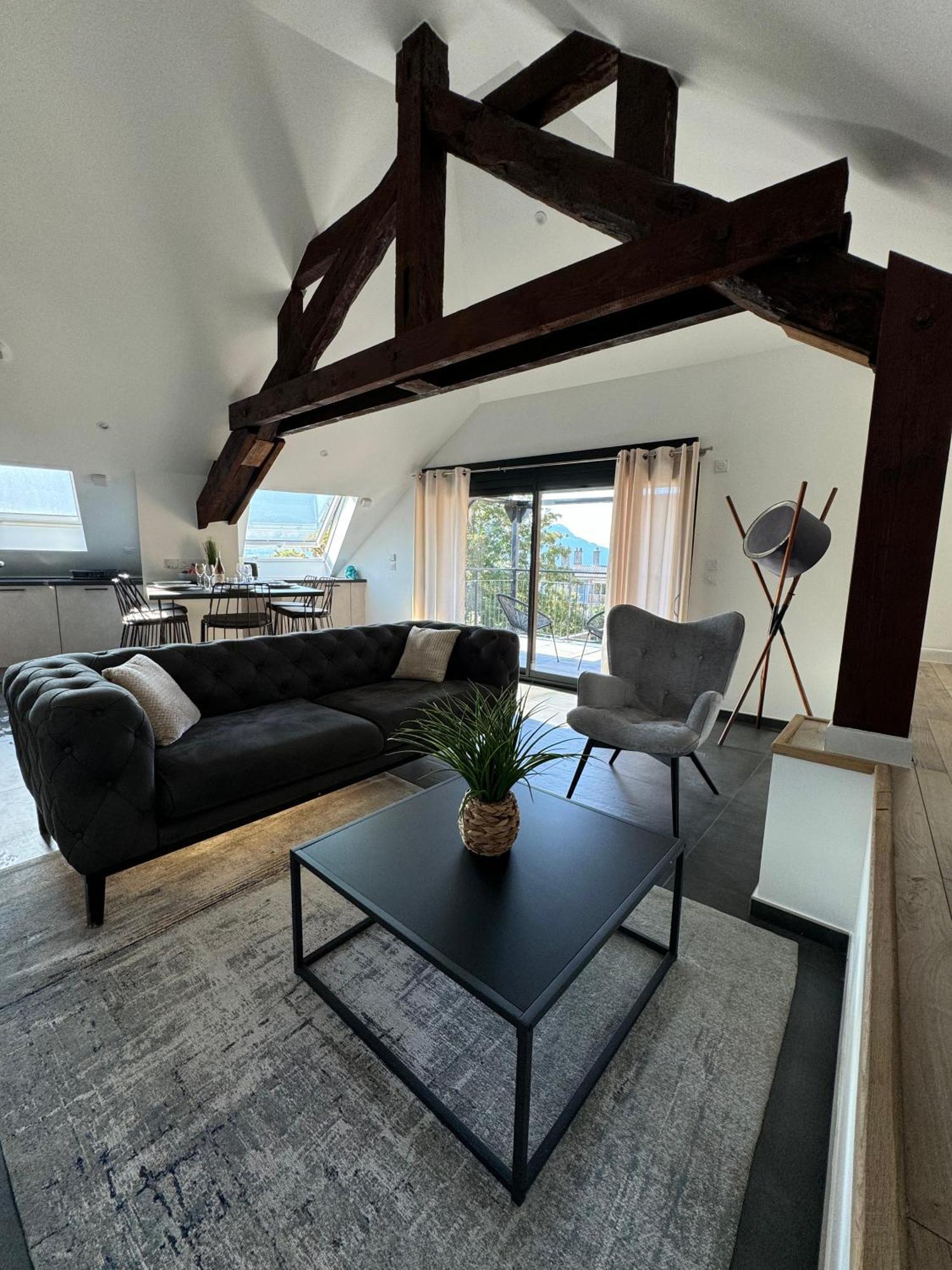 Magnifique Appartement Vue Lac - 5 Personnes Voglans Dış mekan fotoğraf